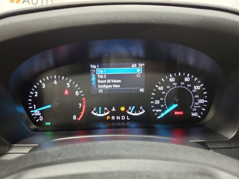 Used 2024 Ford Explorer 4WD image 17