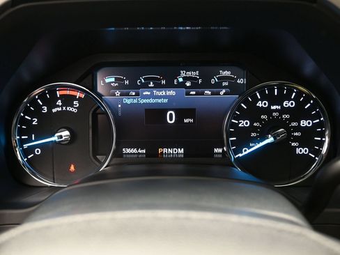 Used 2022 Ford F250 Lariat w/ Tremor Off-Road Package AWD/4WD image 27