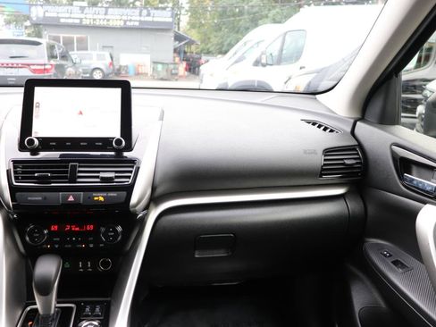 Used 2025 Mitsubishi Eclipse Cross AWD image 18