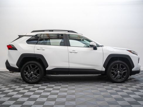 Certified 2024 Toyota RAV4 Adventure AWD/4WD image 4