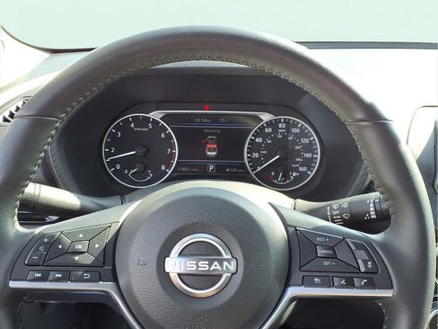 Used 2025 Nissan Sentra SV w/ All-Weather Package image 10