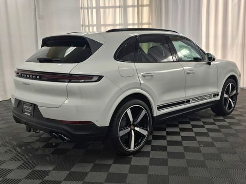 New 2026 Porsche Cayenne image 7