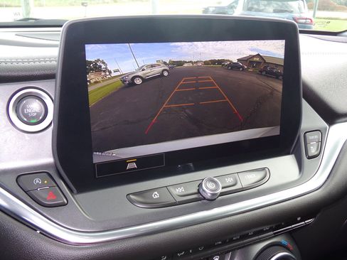 Used 2024 Chevrolet Blazer LT w/ Convenience Package image 18