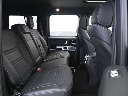 Used 2024 Mercedes-Benz G 550 image 18