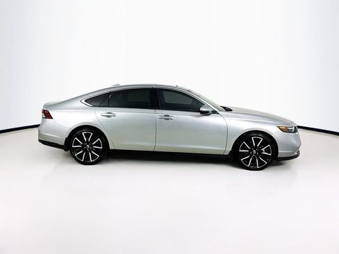 Used 2024 Honda Accord Touring image 8