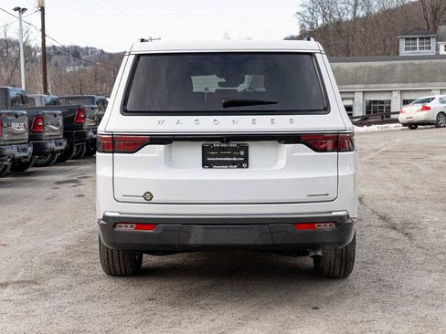 Used 2022 Jeep Wagoneer Series I w/ Premium Group I image 5