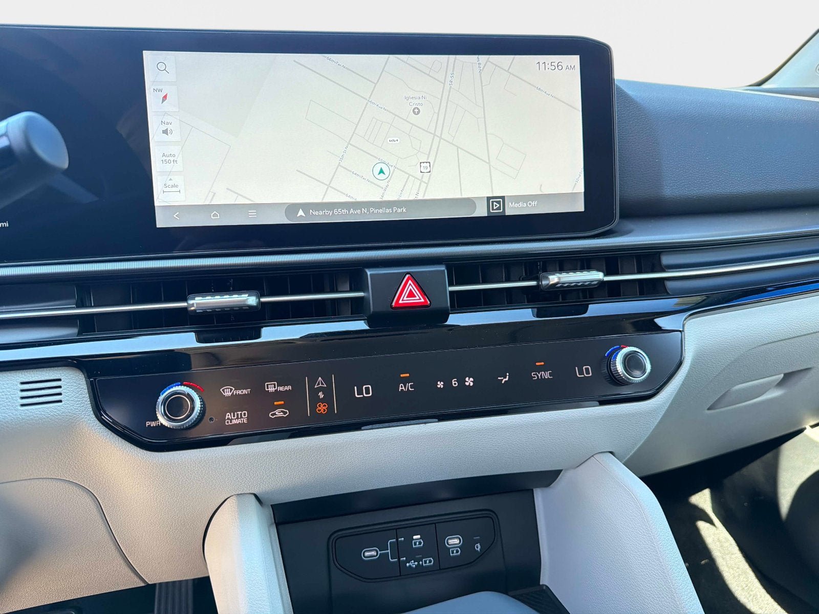 New 2026 Kia Sportage SX FWD image 20