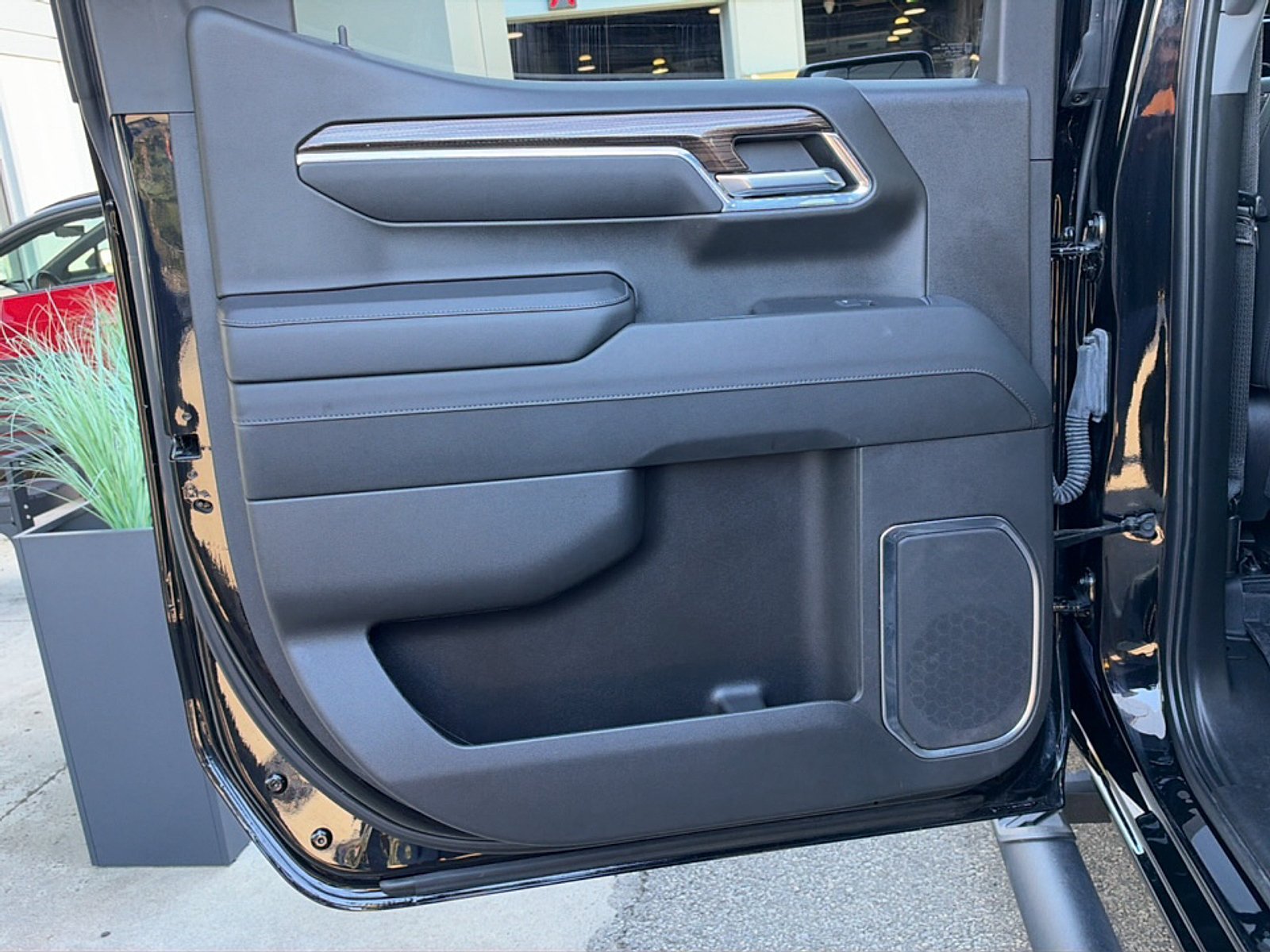 Used 2024 Chevrolet Silverado 1500 LT Trail Boss w/ Convenience Package II AWD/4WD image 23