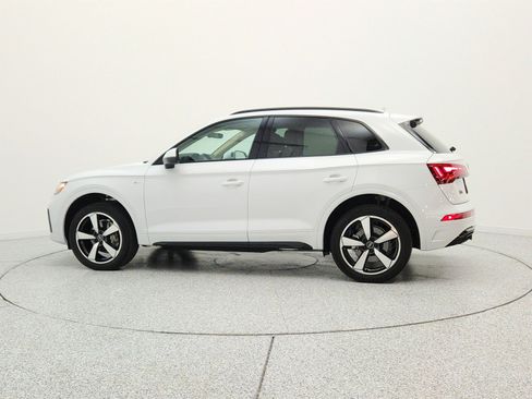 Used 2023 Audi Q5 2.0T Premium Plus w/ Premium Plus Package AWD/4WD image 8