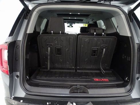 Used 2021 GMC Acadia SLE w/ Driver Convenience Package image 21