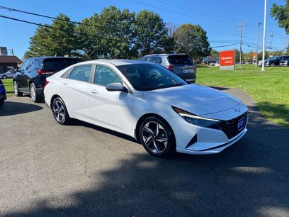 Certified 2023 Hyundai Elantra SEL w/ Convenience Package