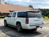 Used 2014 GMC Yukon XL Denali image 6