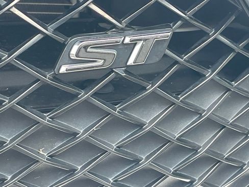 Certified 2024 Buick Envista Sport Touring w/ Convenience I Package FWD image 9