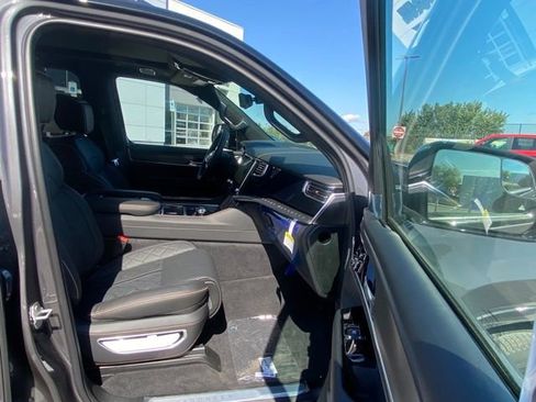 New 2023 Jeep Grand Wagoneer L Series III w/ Quick Order Packagew 28T image 27