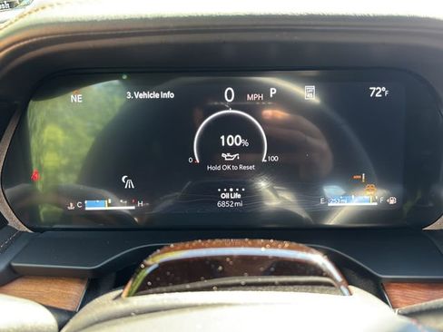 Used 2025 Jeep Grand Cherokee L Summit AWD/4WD image 17