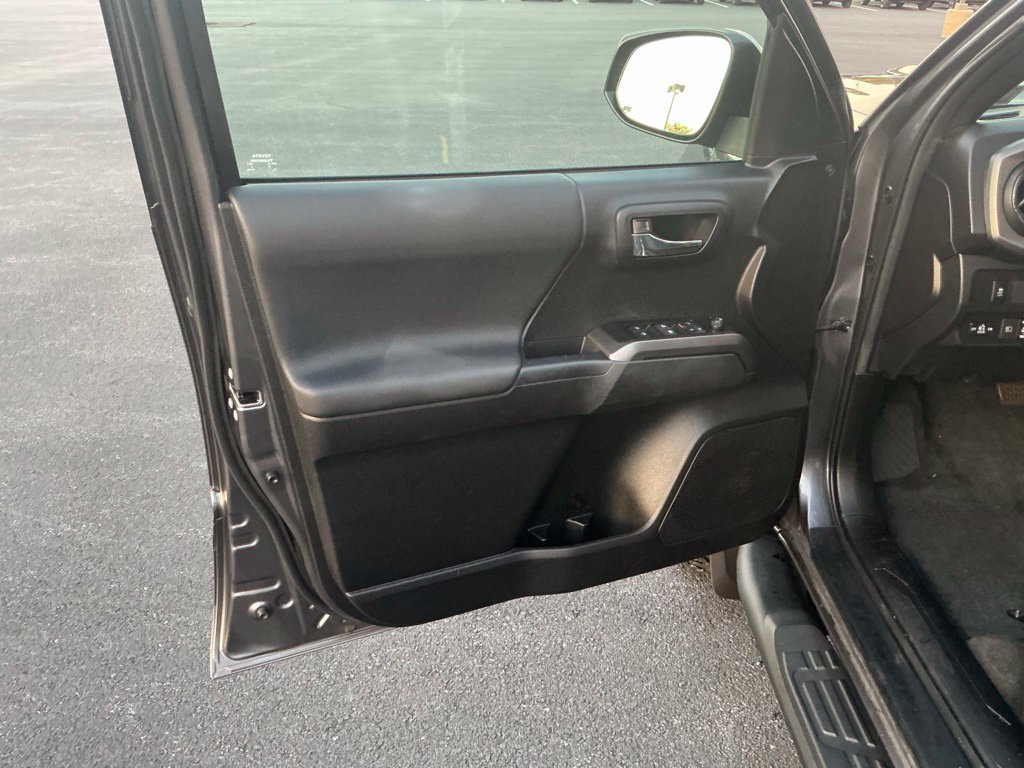 Certified 2022 Toyota Tacoma TRD Sport AWD/4WD image 20