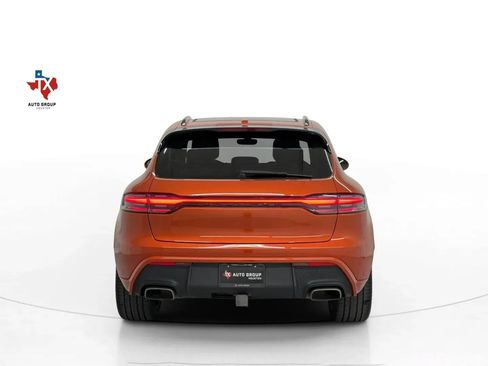 Used 2025 Porsche Macan AWD/4WD image 8