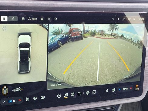 Used 2023 Rivian R1T Adventure image 27