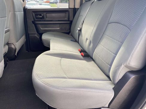 Used 2014 RAM 2500 Tradesman w/ Chrome Appearance Group AWD/4WD image 12