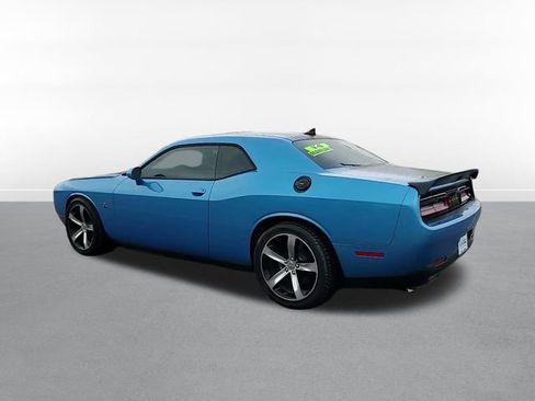 Used 2019 Dodge Challenger R/T Scat Pack w/ Shaker Package image 6