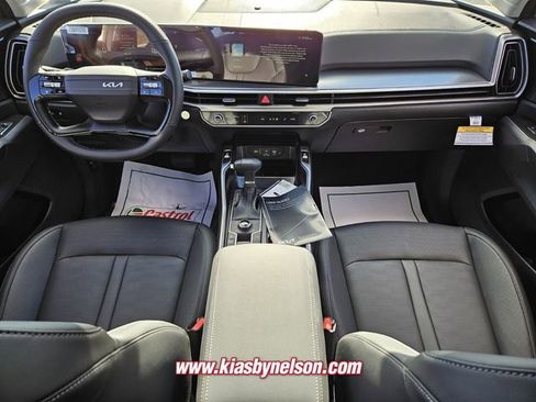 New 2026 Kia Sorento EX image 8