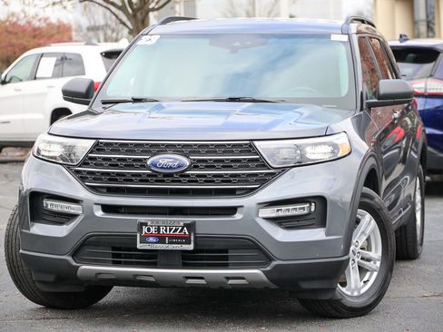 Certified 2023 Ford Explorer XLT w/ Equipment Group 202A image 17