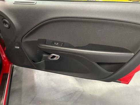 Used 2015 Dodge Challenger R/T w/ Quick Order Package 28B R/T image 39