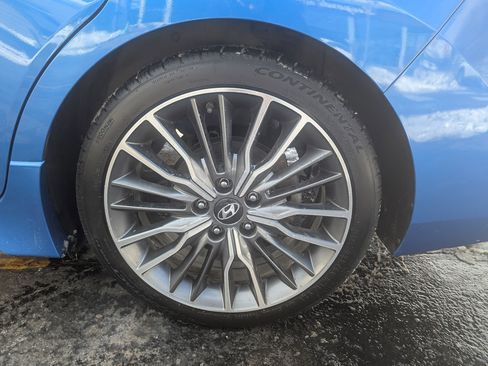 Used 2018 Hyundai Elantra Sport w/ Sport Premium Package 03 image 12