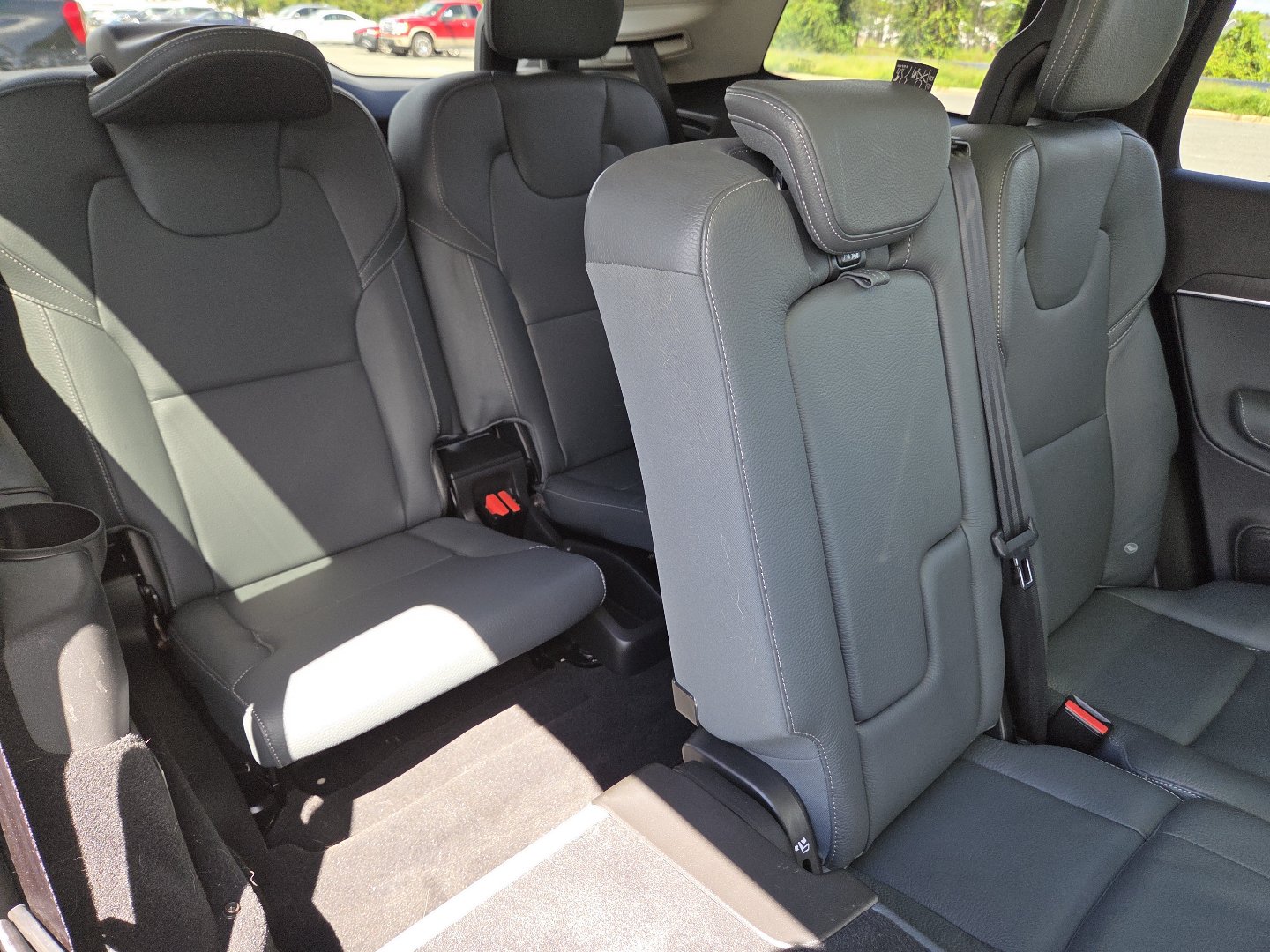 Used 2020 Volvo XC90 T6 Momentum w/ Protection Package Premier AWD/4WD image 22