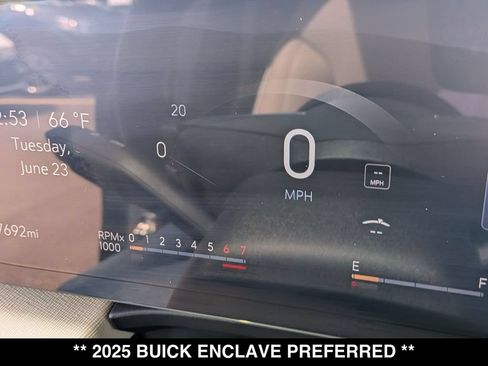 Used 2025 Buick Enclave Preferred w/ Power Package FWD image 19
