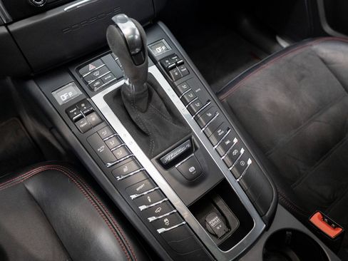 Certified 2017 Porsche Macan GTS image 15