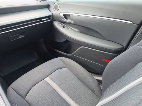 New 2026 Hyundai Sonata SEL FWD image 18