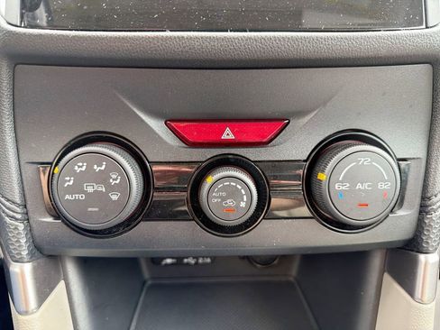 Used 2021 Subaru Forester Premium image 24