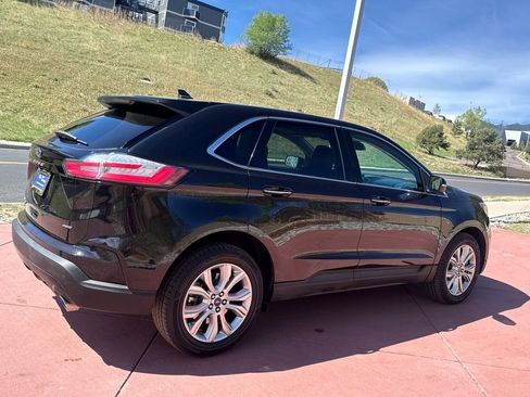 Certified 2022 Ford Edge Titanium w/ Equipment Group 301A AWD/4WD image 10