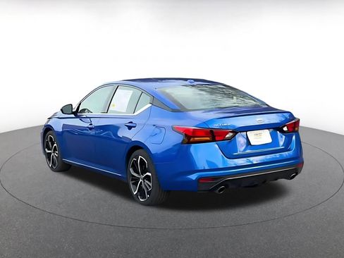 Used 2025 Nissan Altima 2.5 SR image 10