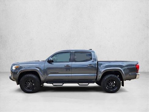 Used 2022 Toyota Tacoma SR5 image 9