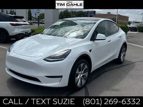 Used 2024 Tesla Model Y Long Range AWD/4WD image 5
