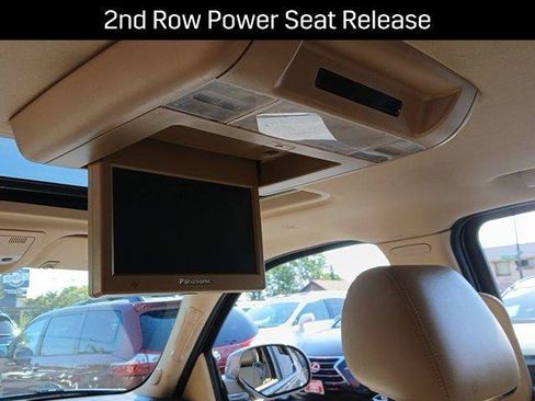 Used 2014 Cadillac Escalade Luxury image 18