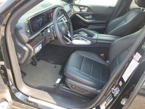 Used 2024 Mercedes-Benz GLE 350 4MATIC w/ 3rd Row Seat Package image 18