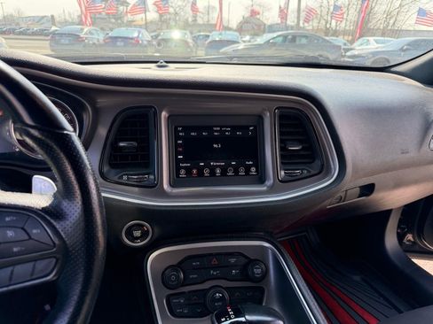 Used 2022 Dodge Challenger R/T image 14