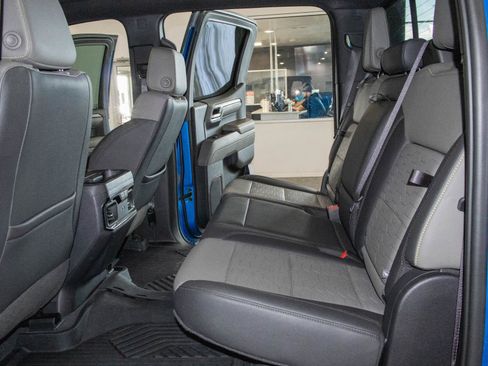 Used 2022 Chevrolet Silverado 1500 ZR2 w/ Technology Package image 15