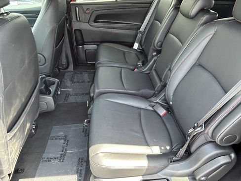 Certified 2024 Honda Odyssey Sport image 14