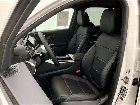 Used 2026 Mercedes-Benz GLC 300 image 16