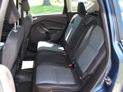 Used 2018 Ford C-MAX SE w/ Cold Weather Package FWD image 31