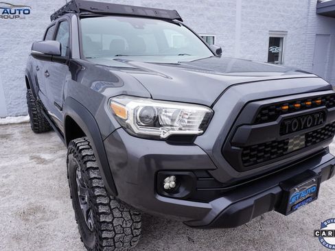 Used 2021 Toyota Tacoma TRD Off-Road w/ Technology Package image 7
