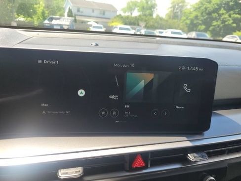 Certified 2025 Kia Sorento S AWD/4WD image 29