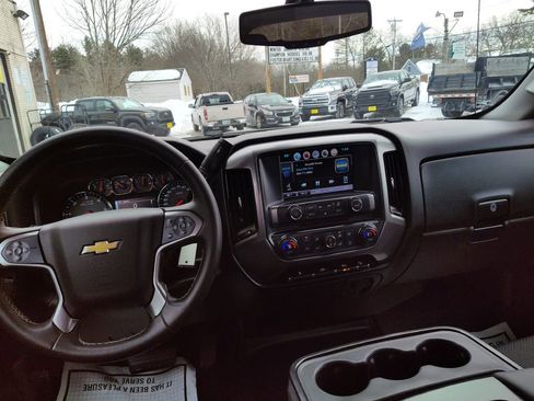 Used 2016 Chevrolet Silverado 1500 LT w/ Midnight Edition image 10