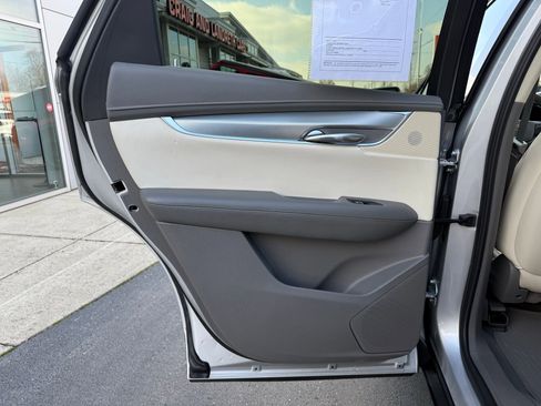 Used 2019 Cadillac XT5 Luxury image 38