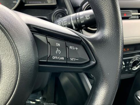 Certified 2020 Toyota Yaris LE image 24