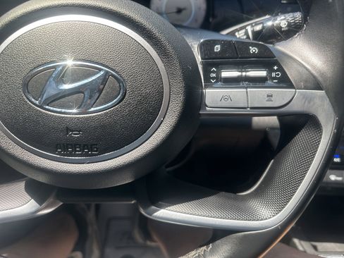 Used 2021 Hyundai Elantra SEL w/ Convenience Package FWD image 21